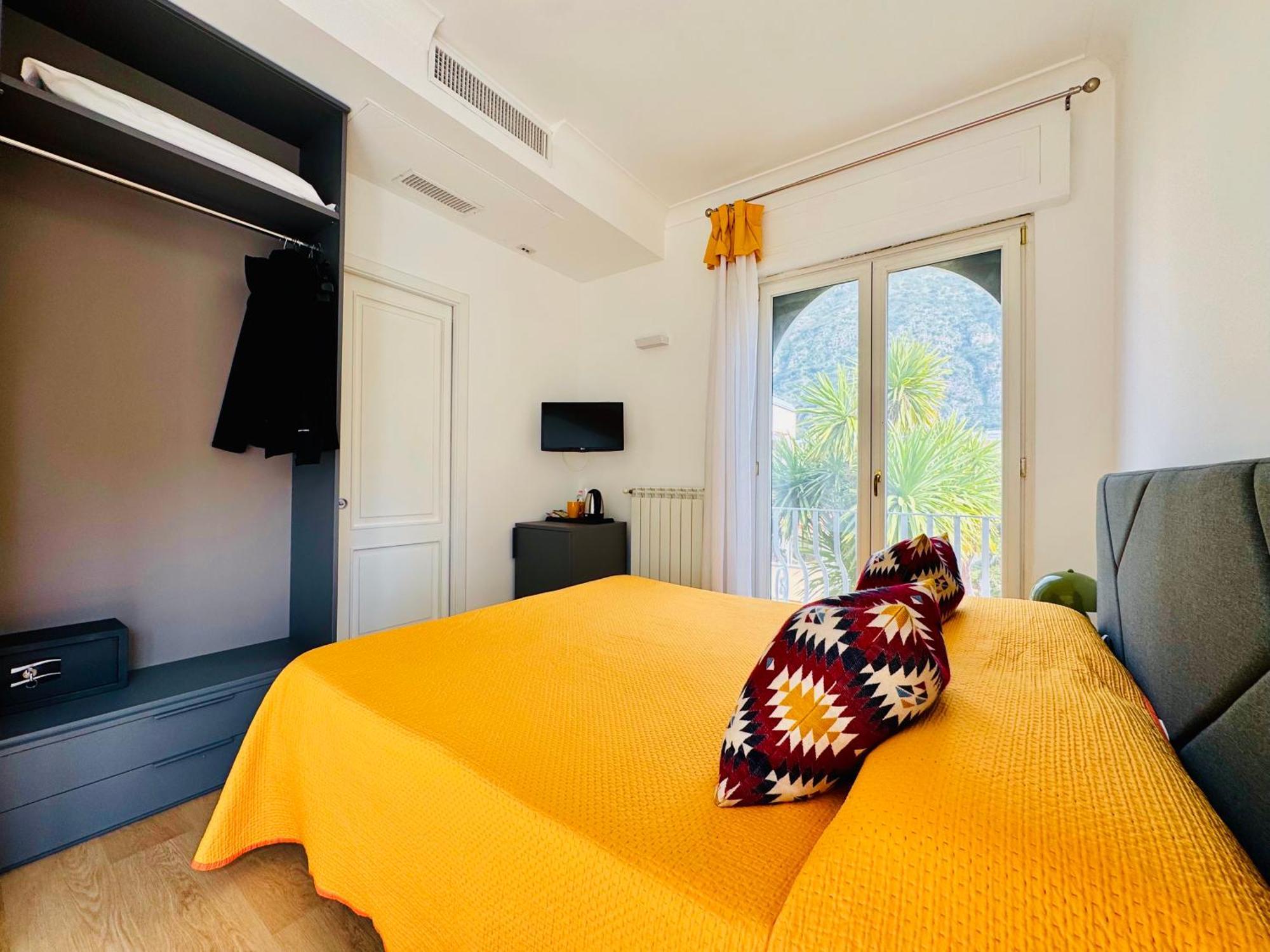Yourhome - Villa Sorrento Meta Luaran gambar